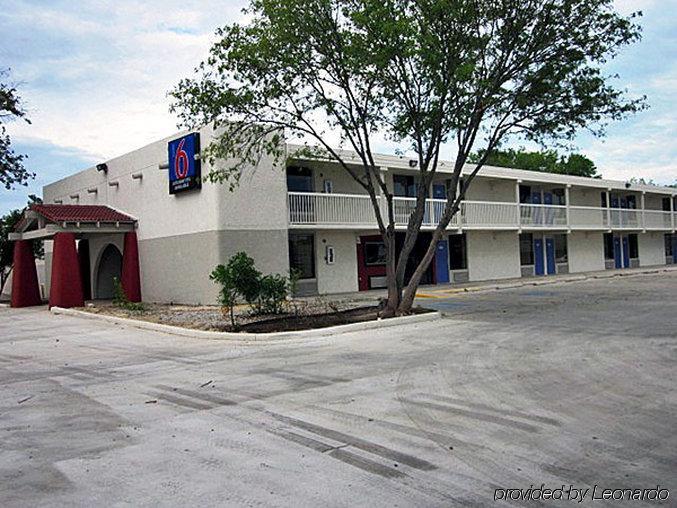 6-uvalde, Tx 2*