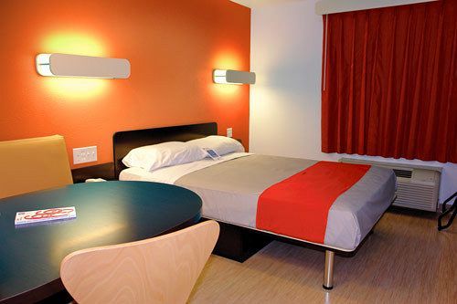 6-uvalde, Tx Hotel