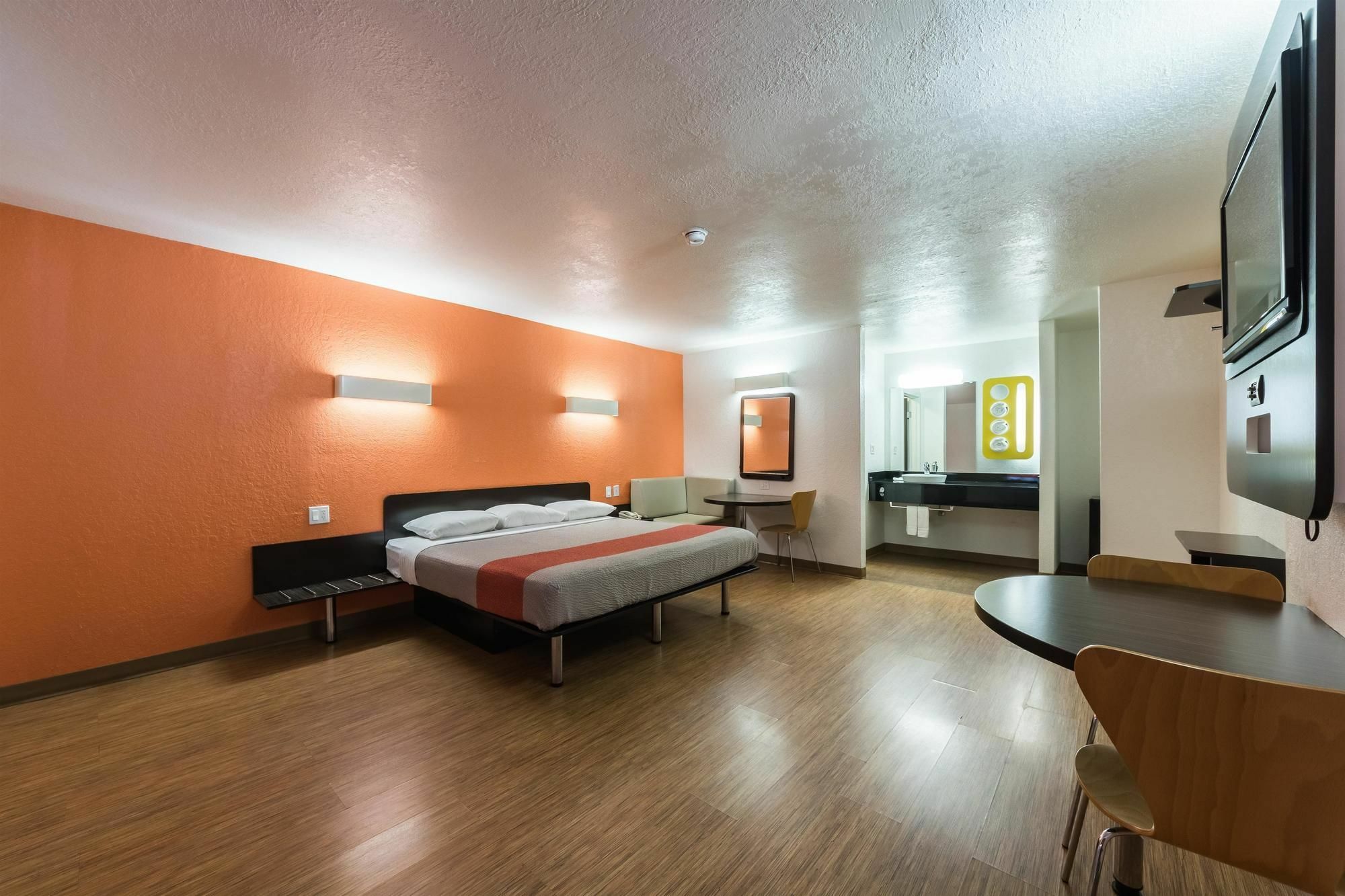 6-uvalde, Tx Hotel